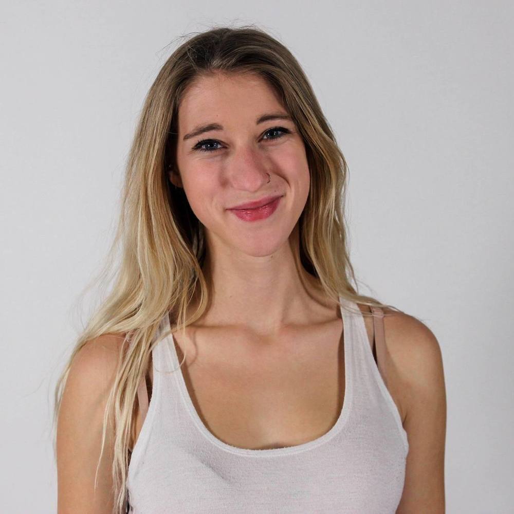 Meet your Posher, Claire